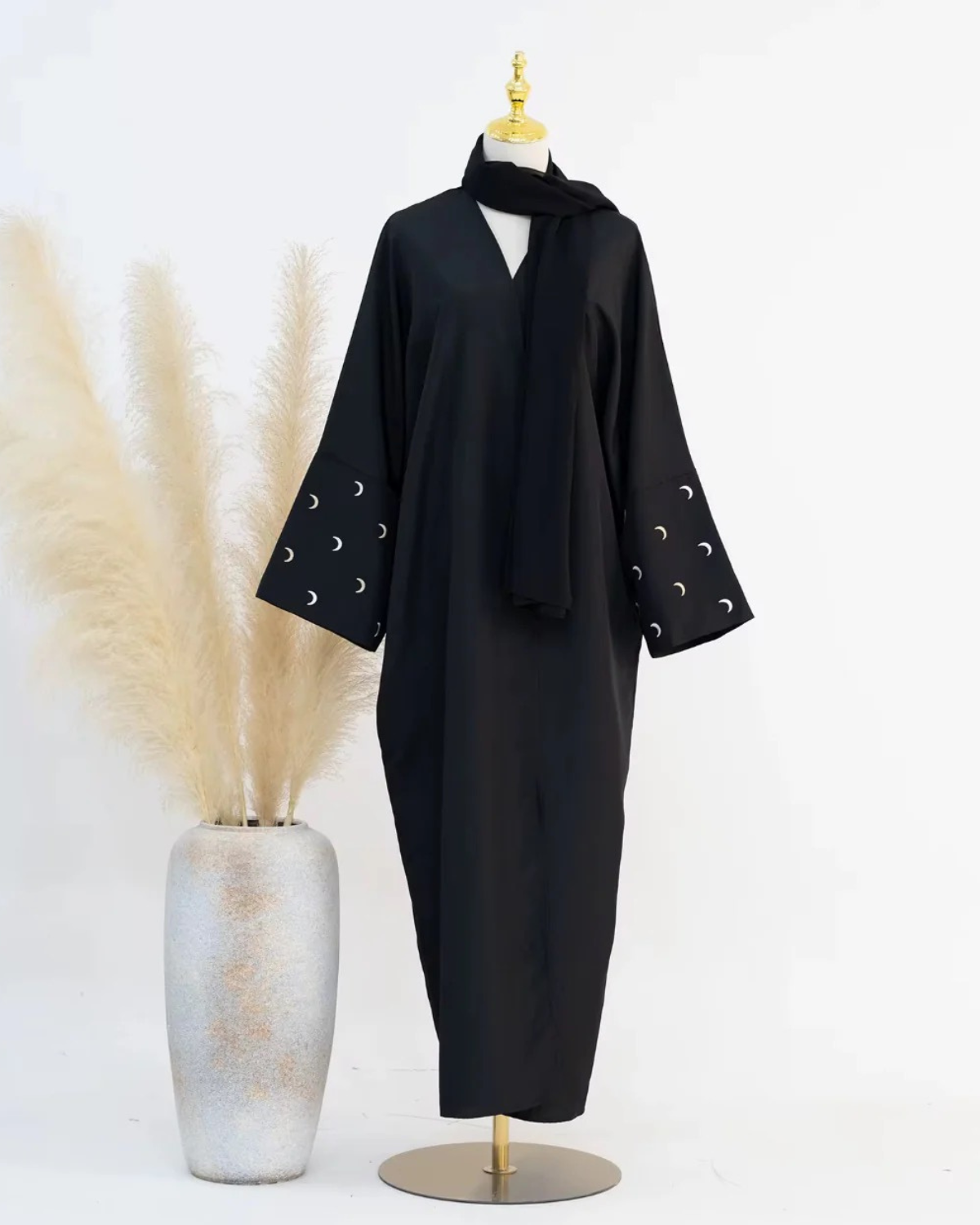 Qamar Abaya