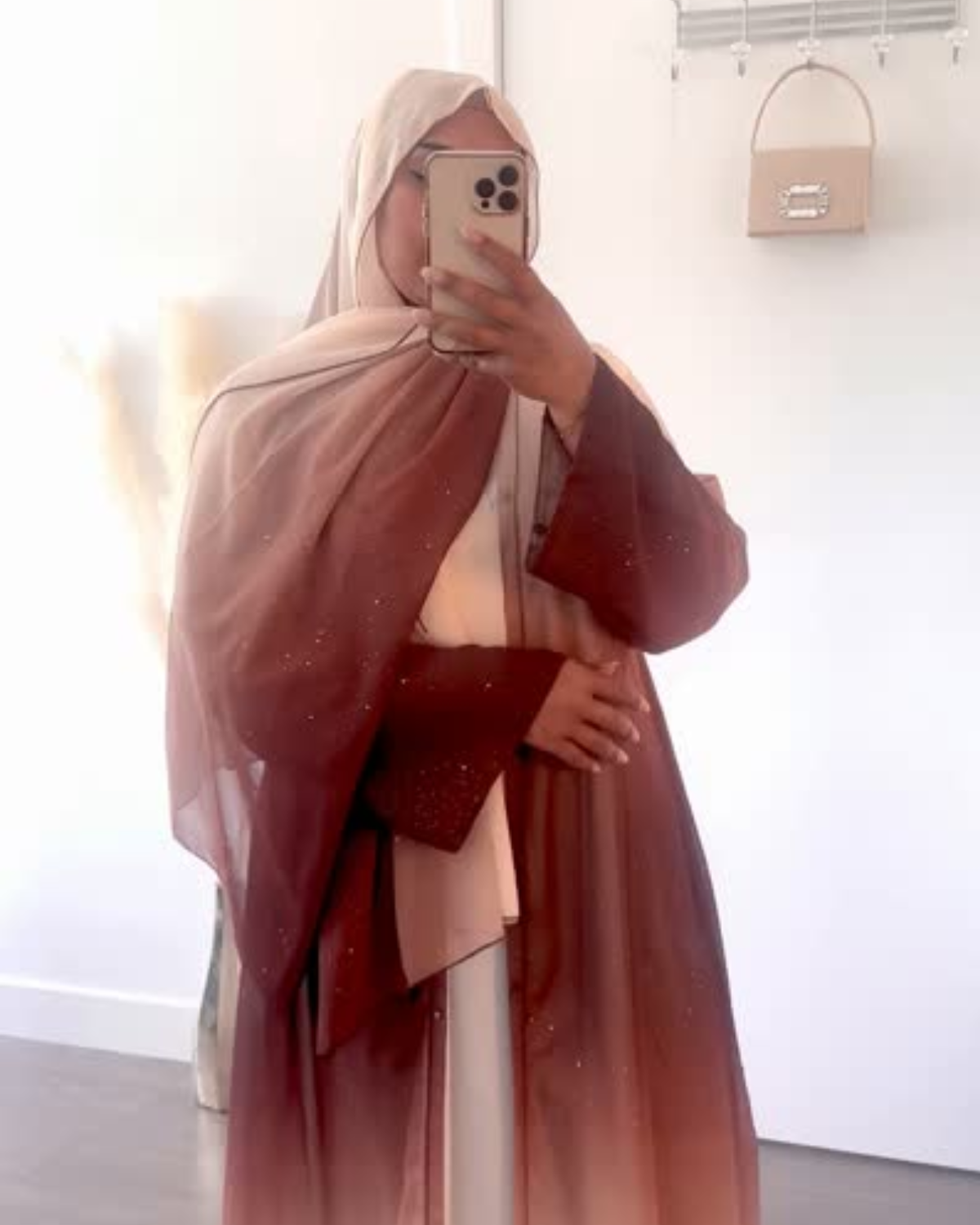Noor Abaya